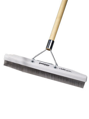 Nylon Carpet Pile Rake 18", with handle.
